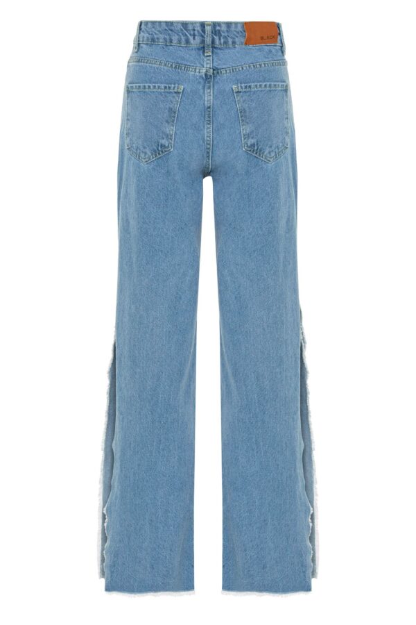 0000215_thigh-high-slit-denim.jpeg